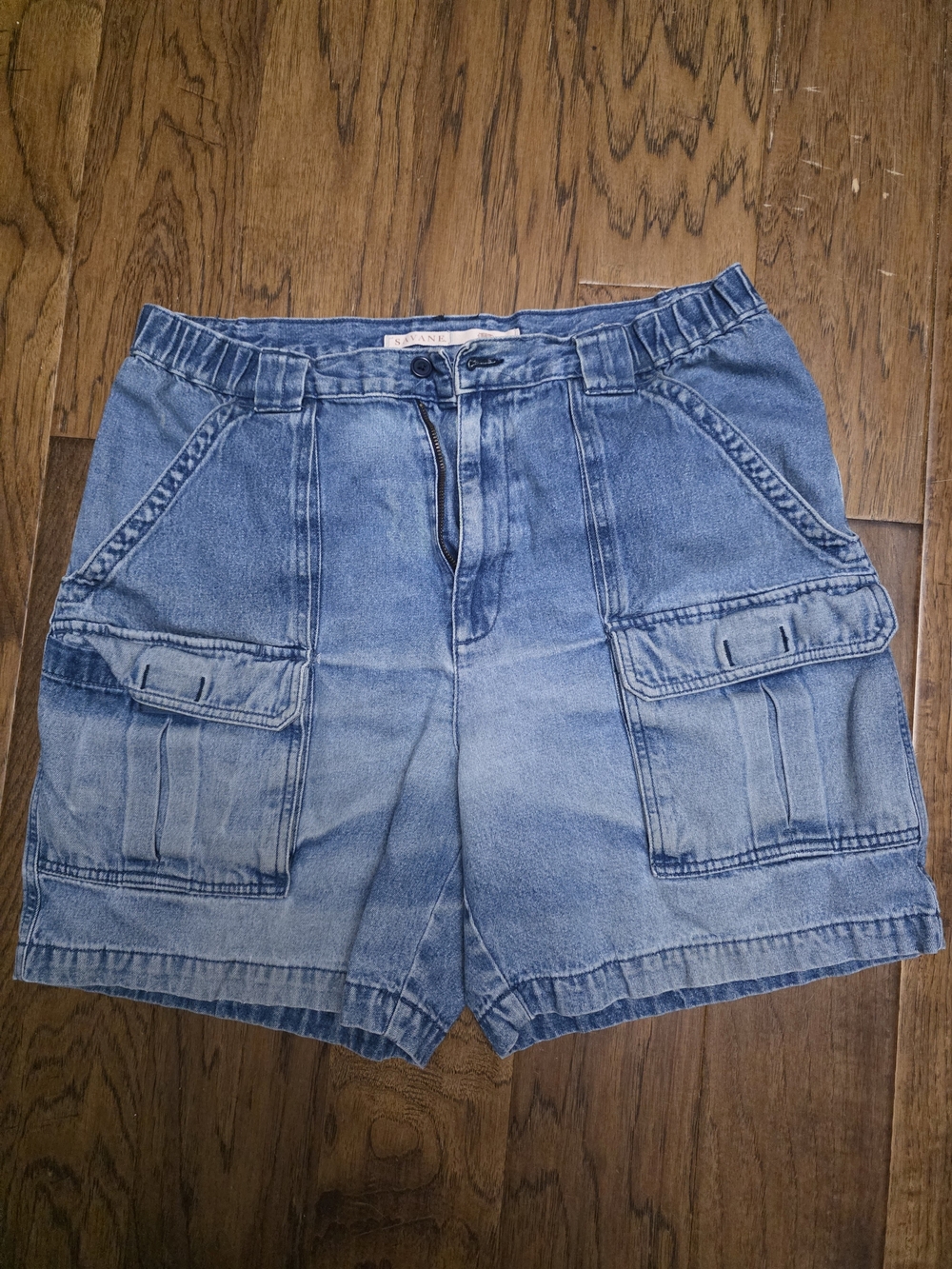Savane Light Blue Denim Cargo Shorts sz 34